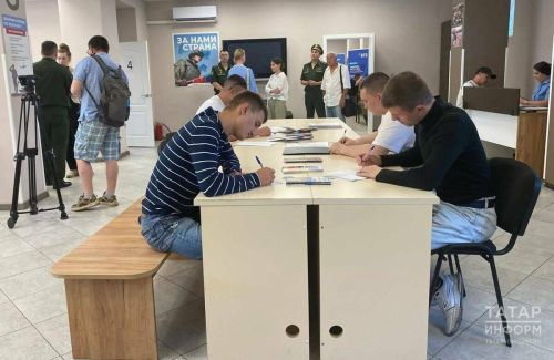 Татарстан повысил выплаты контрактникам до 3,1 млн рублей
