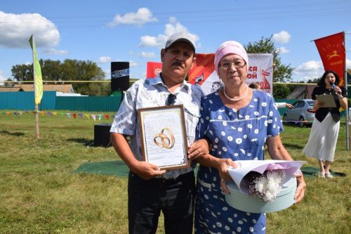 Душевный праздник в деревне Урняк: КДЦ «Грани» подарил жителям незабываемый день