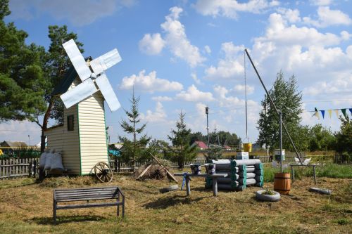 Уникальный парк в Чулпанове: арт-объекты, отдых и гордость села