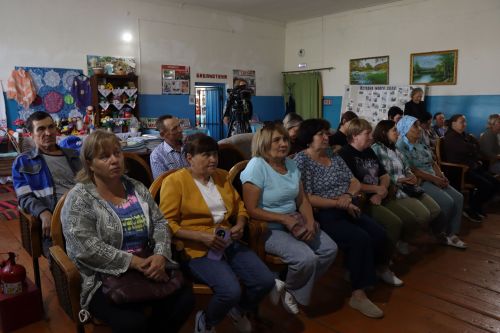 Глава Нурлатского района встретился с жителями Андреевского сельского поселения