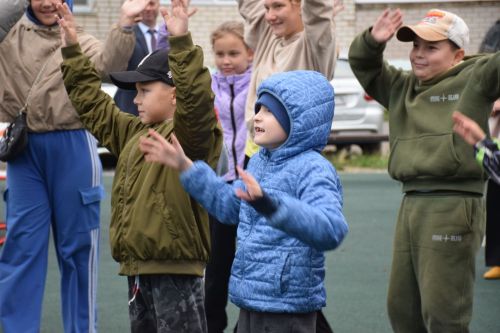 «Созвездие Нурлата» дало старт Эстафете добрых дел праздником для детей