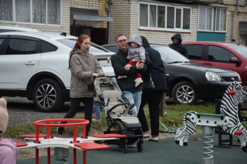 «Созвездие Нурлата» дало старт Эстафете добрых дел праздником для детей