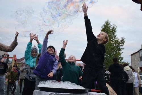«Созвездие Нурлата» дало старт Эстафете добрых дел праздником для детей