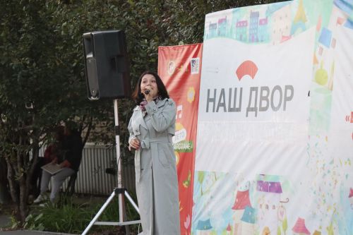В Нурлате торжественно открыли еще один благоустроенный двор