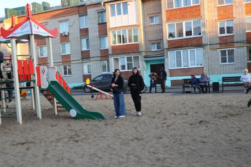 В Нурлате торжественно открыли еще один благоустроенный двор