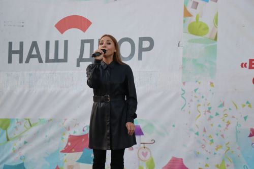 В Нурлате торжественно открыли еще один благоустроенный двор