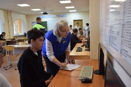 В Нурлате прошел муниципальный этап конкурса «Автосессия»