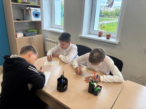 В подростковом клубе «Мирас» прошла акция «Письмо солдату»