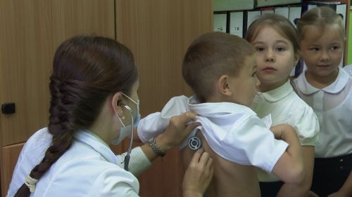 Учащиеся Нурлатской гимназии прошли вакцинацию от гриппа