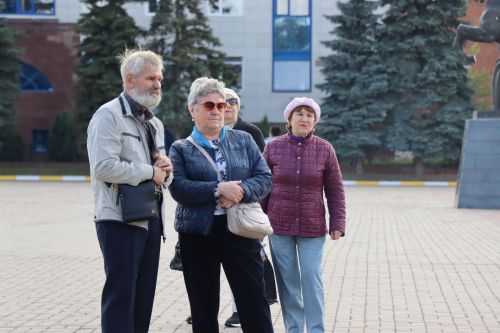 Яркая праздничная программа собрала нурлатцев на центральной площади