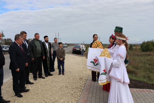 В Нурлате с участием министра открыли родник «Зуфар бабай чишмэсе»