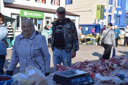 В Единый день голосования в Нурлате стартовали традиционные осенние ярмарки
