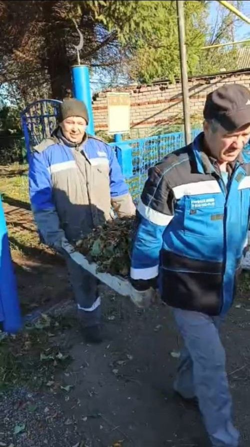 В ТОСе «Курмышский» продолжаются осенние субботники