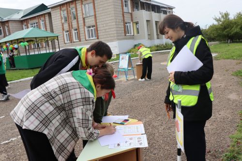 В Нурлате определили самую грамотную в ПДД семью среди детсадовцев