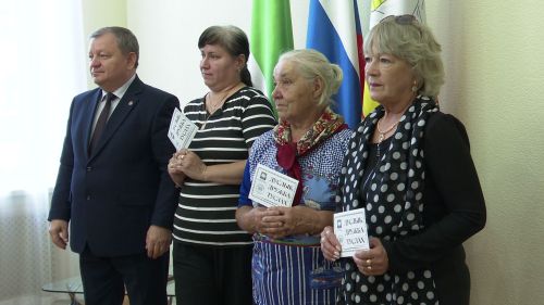 Глава Нурлатского района Дамир Ишкинеев дал старт традиционной акции «Районную газету – на родном языке»