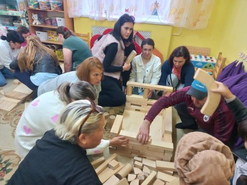 Капсула времени и конструктор: в нурлатском саду прошло необычное родительское собрание