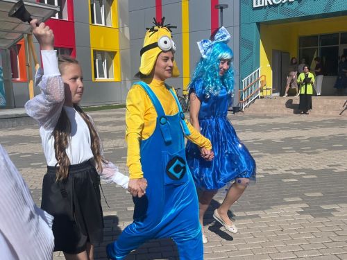 В Нурлатской детской школе искусств «Сэлэт» прошла праздничная линейка в День знаний