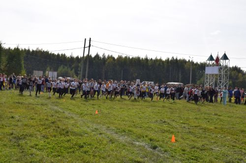 Более 300 нурлатцев присоединились к масштабным соревнованиям «Кросс Татарстана-2025»