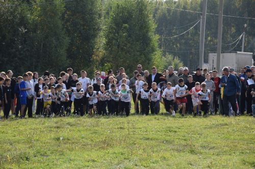 Более 300 нурлатцев присоединились к масштабным соревнованиям «Кросс Татарстана-2025»