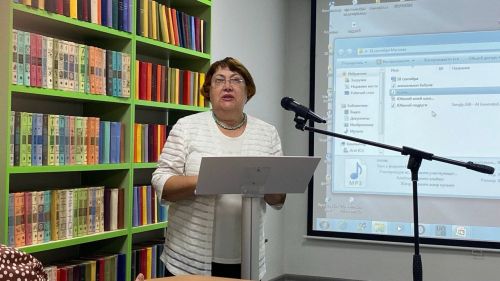 Поэтический четверг возобновил работу в библиотеке Нурлата