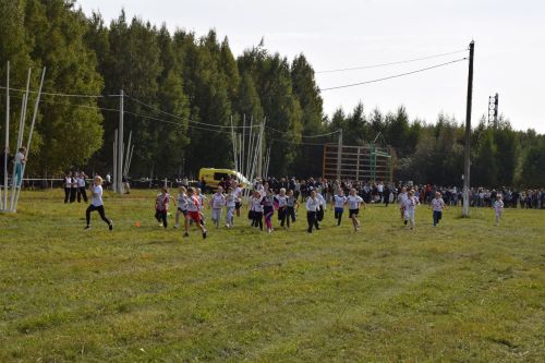 Более 300 нурлатцев присоединились к масштабным соревнованиям «Кросс Татарстана-2025»