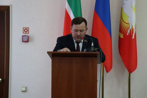 Главой Нурлатского района единогласно избрали Дамира Ишкинеева