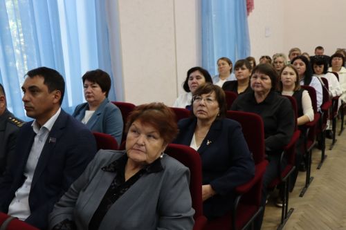 Главой Нурлатского района единогласно избрали Дамира Ишкинеева