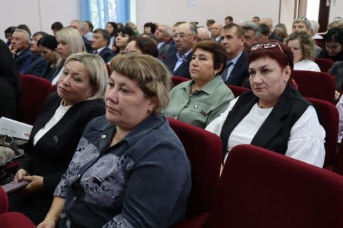 Главой Нурлатского района единогласно избрали Дамира Ишкинеева