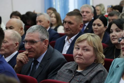 Главой Нурлатского района единогласно избрали Дамира Ишкинеева