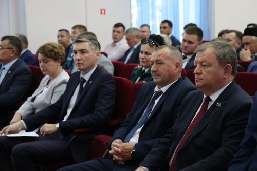 Главой Нурлатского района единогласно избрали Дамира Ишкинеева