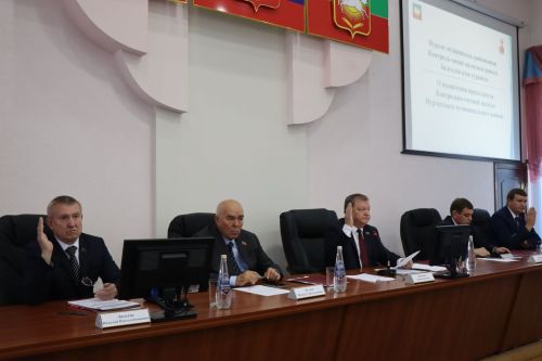 Главой Нурлатского района единогласно избрали Дамира Ишкинеева