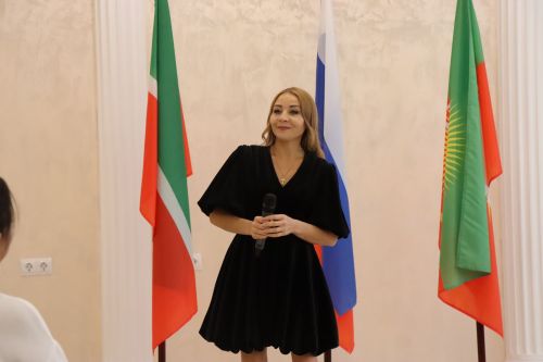 Бриллиантовые, изумрудные и золотые: в Нурлате чествовали юбиляров семейной жизни