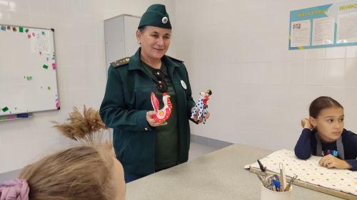 Юным нурлатцам эколог рассказала о свойствах глины