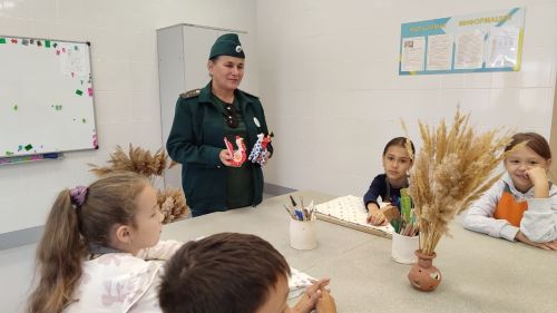 Юным нурлатцам эколог рассказала о свойствах глины