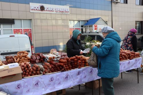 В Нурлате ко Дню пожилых людей организовали осеннюю ярмарку