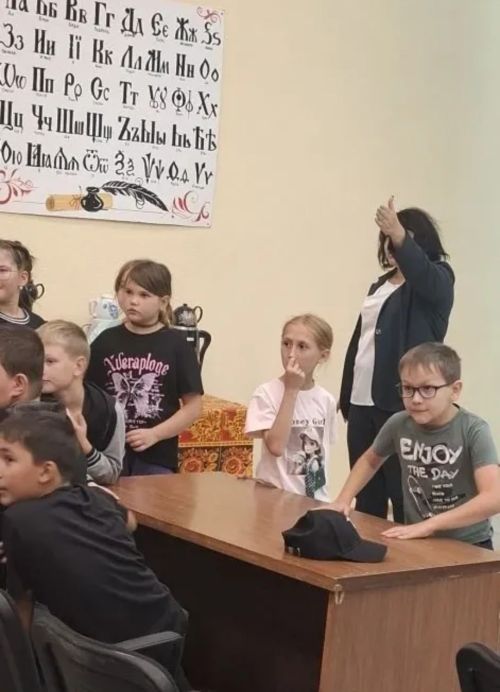 В мире культуры: мамыковские четвероклассники открыли для себя новые профессии