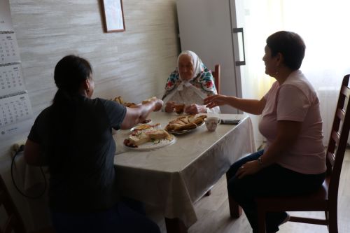 90 лет достойной жизни: ветеран труда из Нурлата принимает поздравления