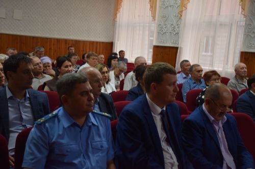 Встречи руководства Нурлатского района с жителями микрорайонов продолжаются