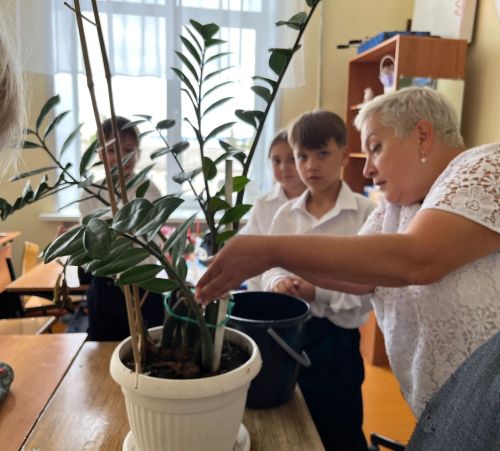 «Капля жизни» объединила школьников Нурлата в память о жертвах терроризма
