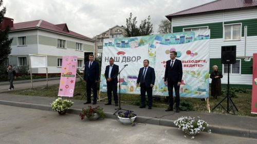 В Нурлате торжественно открыли новый двор по республиканской программе «Наш двор»