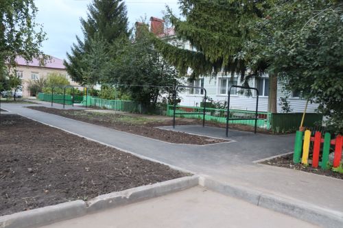 В Нурлате торжественно открыли новый двор по республиканской программе «Наш двор»