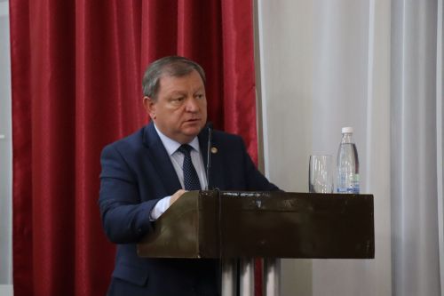 Жители микрорайона «Центральный» города Нурлат обсудили актуальные вопросы с главой района и представителями власти