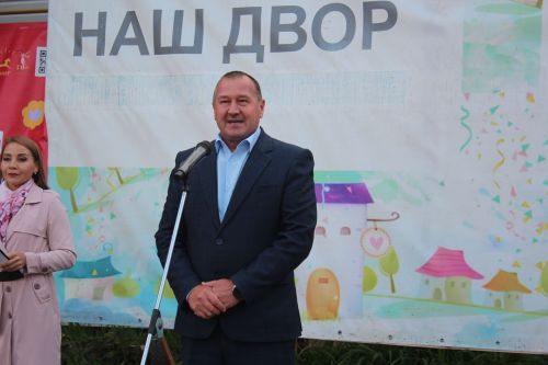 В Нурлате открыли третий обновленный двор по программе «Наш двор»