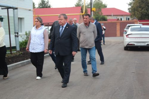 В Нурлате открыли третий обновленный двор по программе «Наш двор»