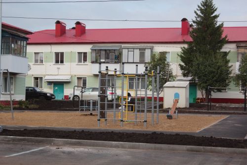 В Нурлате открыли третий обновленный двор по программе «Наш двор»