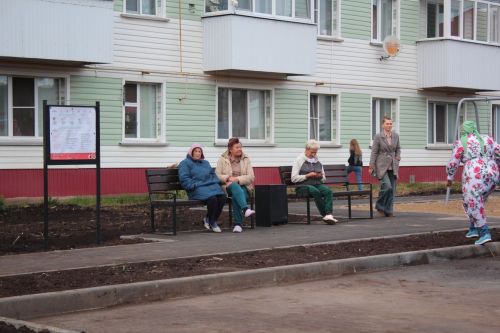 В Нурлате открыли третий обновленный двор по программе «Наш двор»