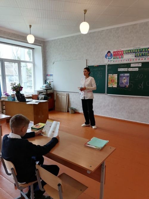 Врачи Нурлатской ЦРБ провели полезные уроки здоровья для школьников