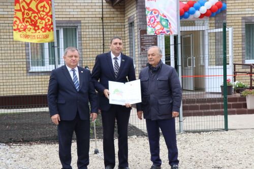 В Нурлатском районе построили здание исполкома сельского поселения