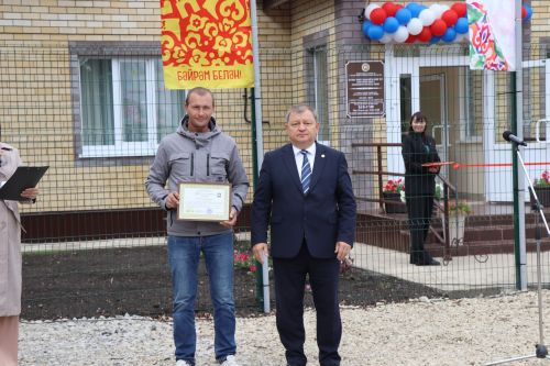 В Нурлатском районе построили здание исполкома сельского поселения