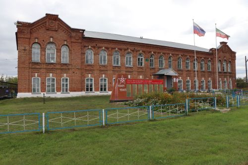 Экзам Губайдуллин посетил Нурлат с рабочим визитом